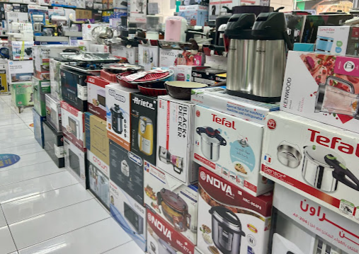 Pressure cookers and kitchenware section